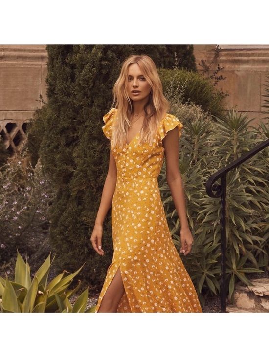 Lulus Dresses & Skirts - Lulus Yellow Floral V-Neck Maxi Dress with Flutter Sleeves